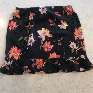 So Floral Heather Grey Skater Skirt- Size Medium GUC
